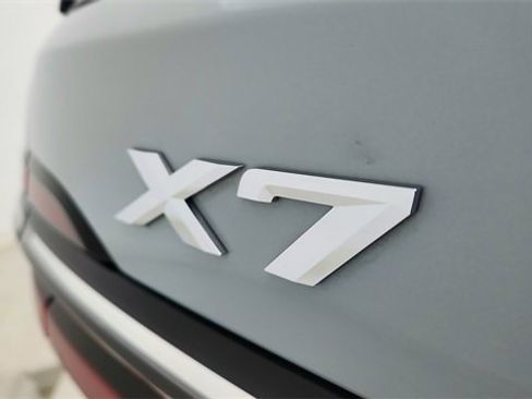 Used 2025 BMW X7 xDrive40i w/ M Sport Package image 17