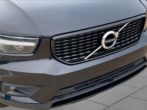 Used 2021 Volvo XC40 T5 R-Design w/ Climate Package AWD/4WD image 30