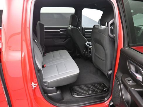 Used 2025 RAM 1500 Big Horn AWD/4WD image 24