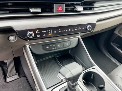 New 2026 Kia Carnival SX image 22