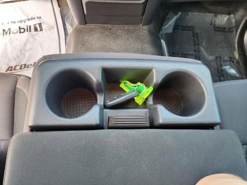 Used 2023 Nissan Titan S w/ S Utility Package image 22