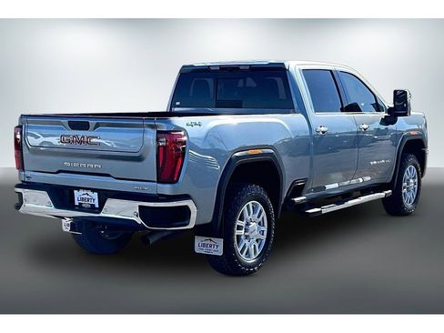 Used 2024 GMC Sierra 2500 SLT w/ SLT Premium Package AWD/4WD image 6