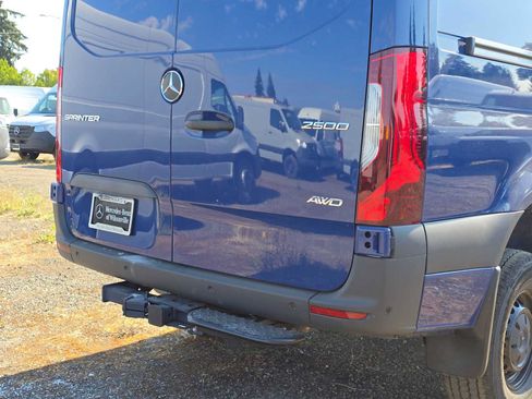 Used 2026 Mercedes-Benz Sprinter 2500 image 17