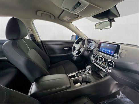 Used 2024 Nissan Sentra SV image 25