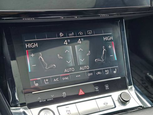 Used 2019 Audi e-tron Premium Plus image 29