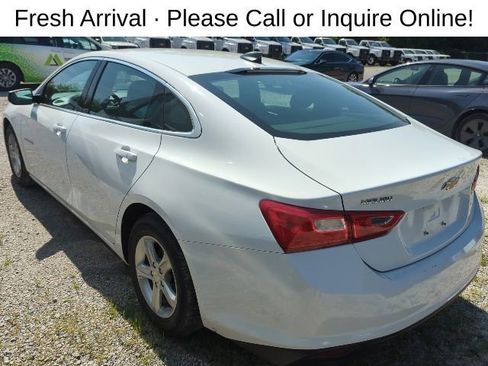 Used 2024 Chevrolet Malibu LS FWD image 3