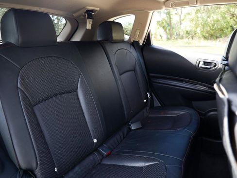 Used 2011 Nissan Rogue SV w/ SL Pkg FWD image 14