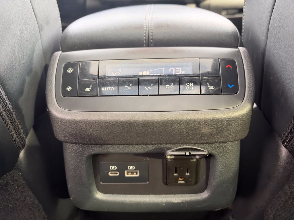 Used 2023 Nissan Pathfinder Platinum AWD/4WD image 34