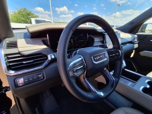 New 2026 GMC Acadia Elevation w/ Black Edition AWD/4WD image 10