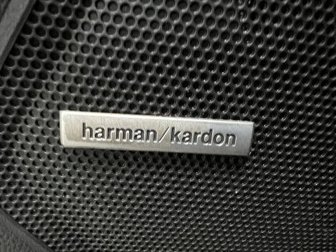 Used 2019 Subaru Outback 2.5i Limited w/ Popular Package #2 image 23