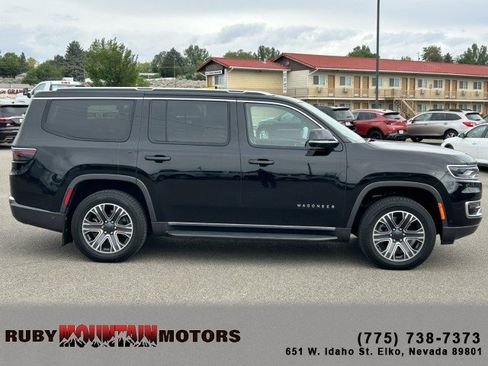 Used 2022 Jeep Wagoneer Series III w/ Convenience Group I AWD/4WD image 8