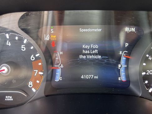 Used 2024 Jeep Compass Trailhawk image 49