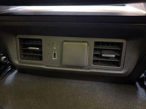 Used 2023 GMC Sierra 1500 Elevation AWD/4WD image 22