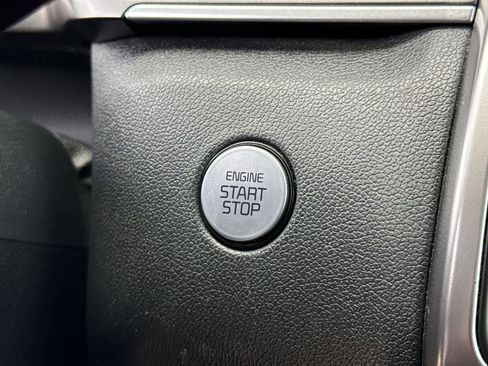 Used 2021 Kia Sorento S w/ Panoramic Sunroof Package AWD/4WD image 25