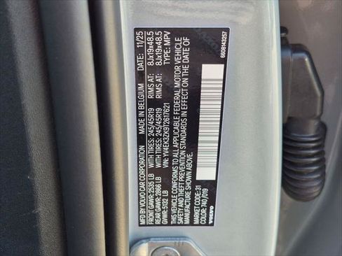 Used 2026 Volvo EX30 Plus w/ Climate Package AWD/4WD image 28