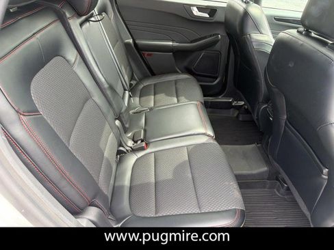 Used 2023 Ford Escape ST-Line w/ Tech Pack #1 FWD image 15