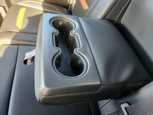 Used 2024 GMC Sierra 1500 AT4 w/ AT4 Preferred Package image 31