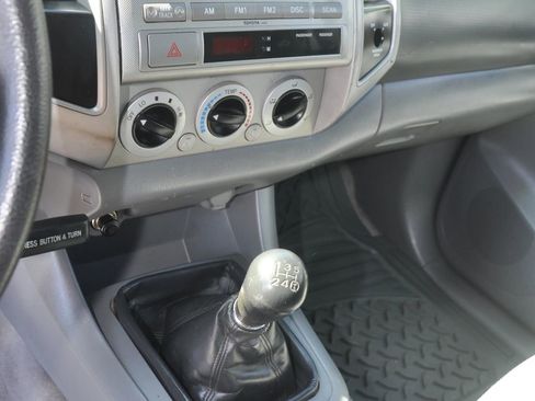 Used 2008 Toyota Tacoma PreRunner image 30
