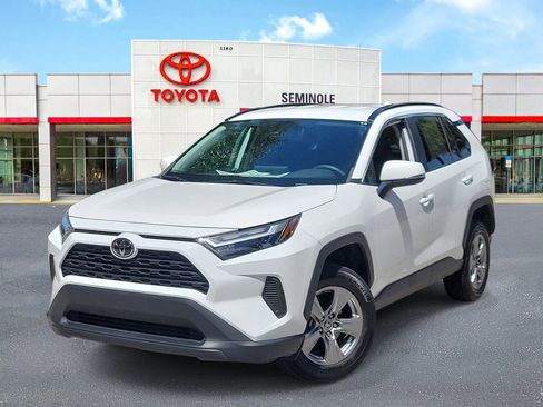 Used 2024 Toyota RAV4 XLE FWD image 1