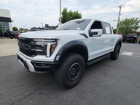 Used 2025 Ford F150 Raptor AWD/4WD image 4