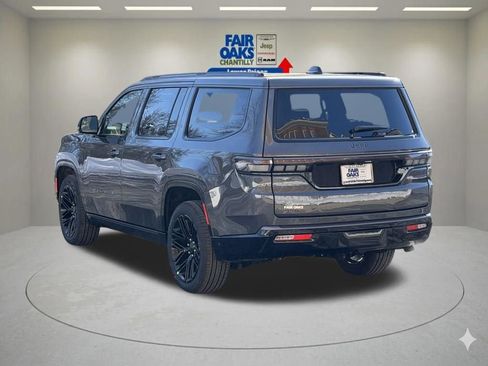 New 2026 Jeep Grand Wagoneer Limited AWD/4WD image 8