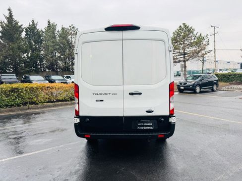 Used 2020 Ford Transit 250 Medium Roof w/ Load Area Protection Package image 7