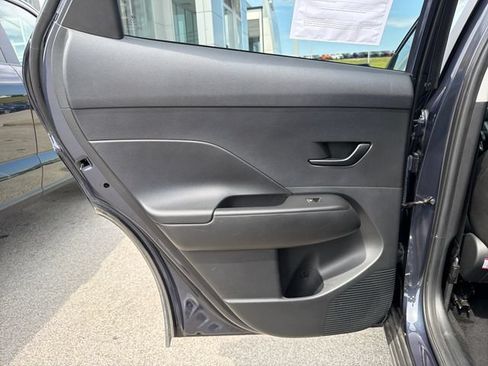Used 2025 Hyundai Kona SEL AWD/4WD image 28