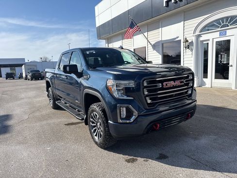 Certified 2020 GMC Sierra 1500 AT4 w/ Technology Package image 3