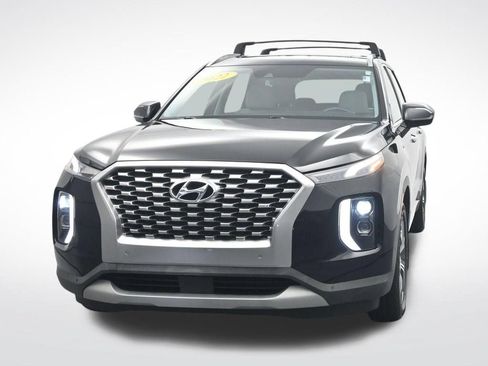 Used 2022 Hyundai Palisade SEL w/ Premium Package FWD image 2