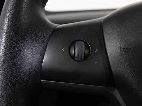 Used 2020 Tesla Model 3 Standard Range Plus image 28