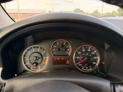 Used 2012 Nissan Armada Platinum AWD/4WD image 15