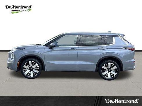 New 2025 Mitsubishi Outlander SEL image 8