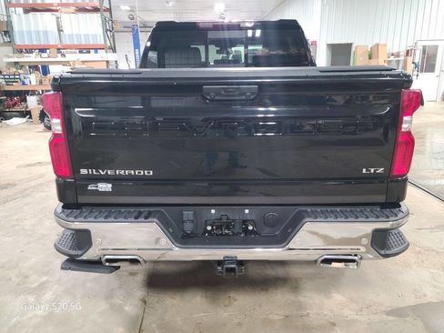Used 2023 Chevrolet Silverado 1500 LTZ w/ LTZ Convenience Package II image 8