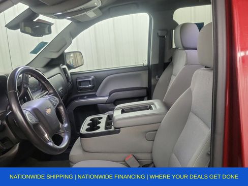 Used 2018 Chevrolet Silverado 1500 LT w/ LT Eassist Package image 12