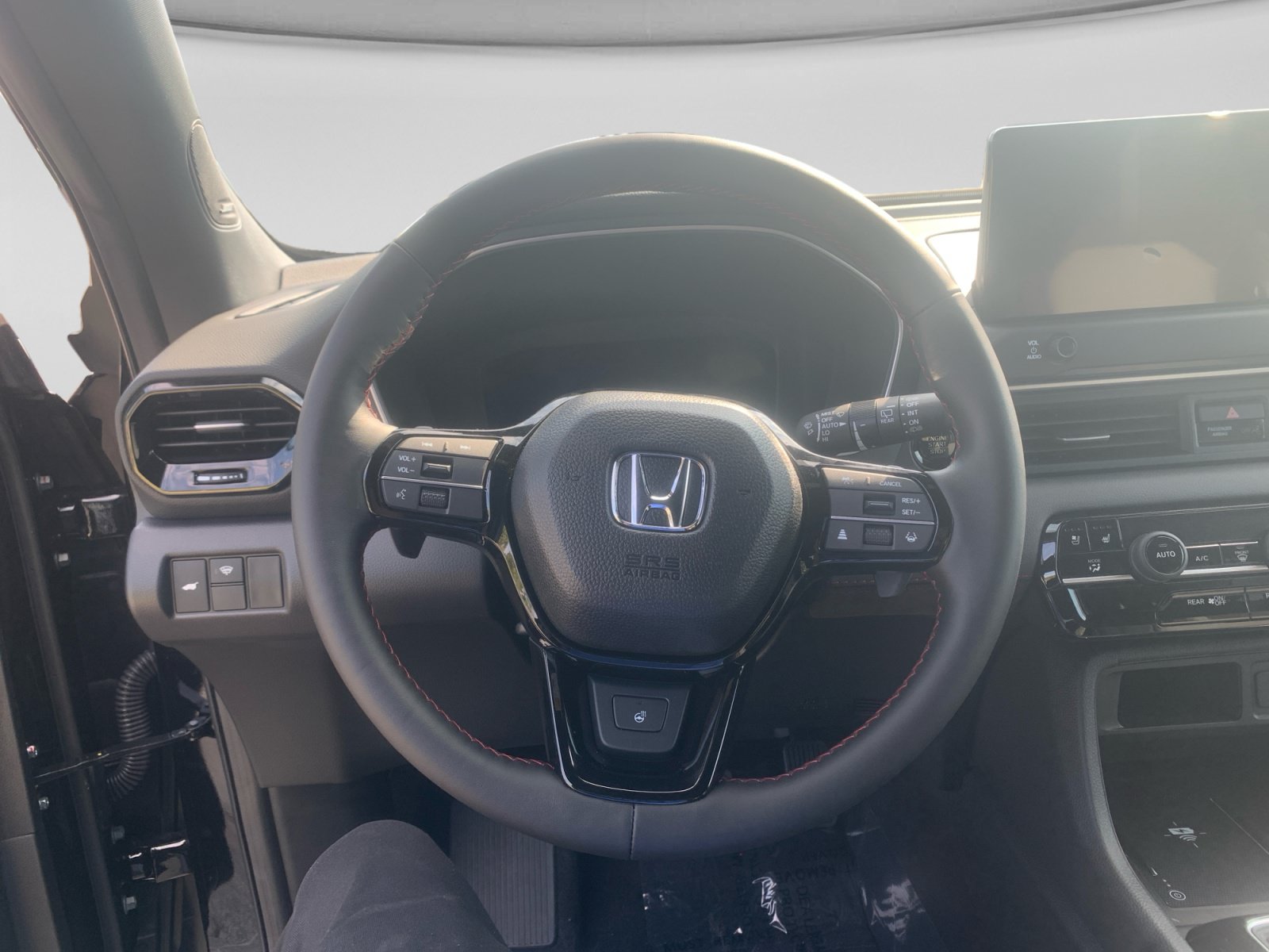 New 2026 Honda Pilot Black Edition image 24