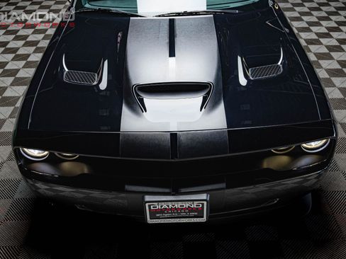 Used 2016 Dodge Challenger SRT Hellcat RWD image 50