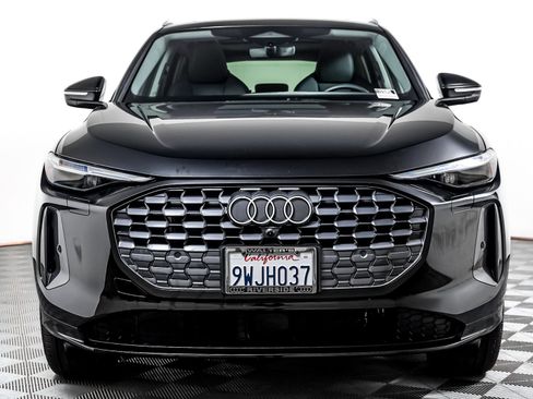 Certified 2025 Audi Q5 Premium w/ Premium Plus AWD/4WD image 10