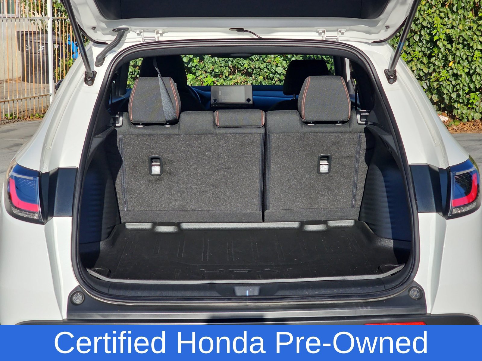 Used 2024 Honda HR-V Sport image 13