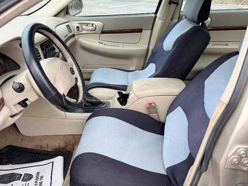 Used 2003 Chevrolet Impala LS w/ Preferred Equipment Group FWD image 10