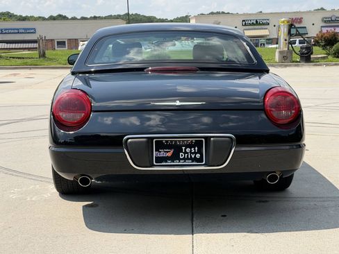 Used 2004 Ford Thunderbird RWD image 12