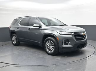 Used 2022 Chevrolet Traverse LT video 2