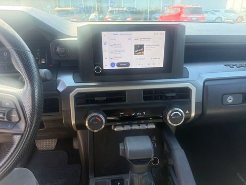 Used 2025 Toyota Tacoma SR5 AWD/4WD image 3