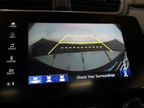 Used 2021 Honda CR-V Touring image 30