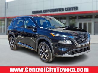 Used 2023 Nissan Rogue SL w/ SL Premium Package video 1