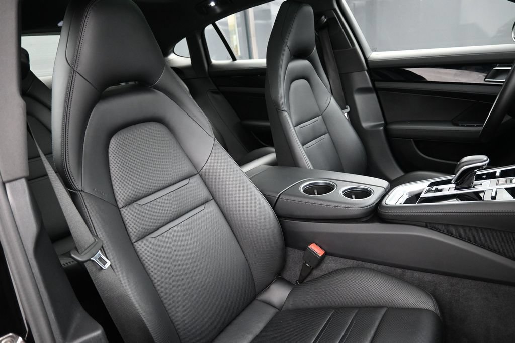 Certified 2023 Porsche Panamera RWD image 29