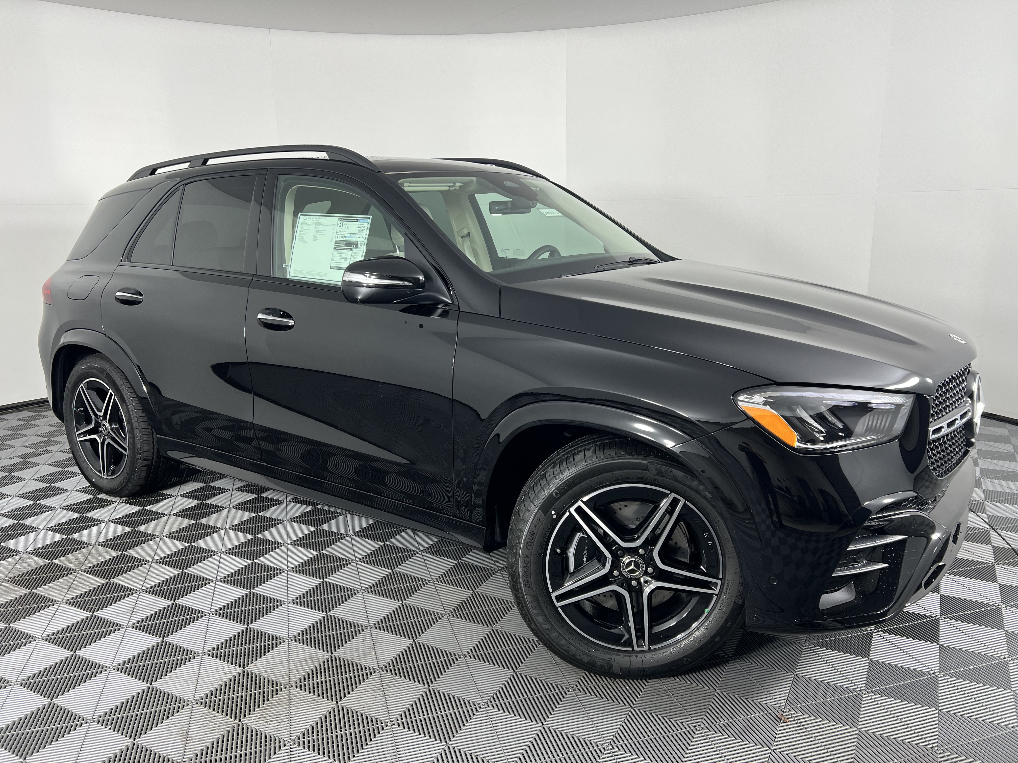 New 2026 Mercedes-Benz GLE 450 4MATIC image 2