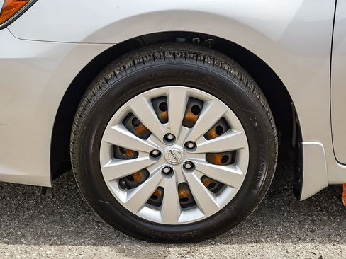 Used 2019 Nissan Sentra S image 10