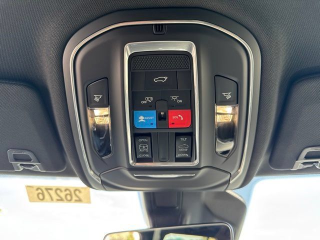 New 2026 Jeep Grand Cherokee L 4WD image 18