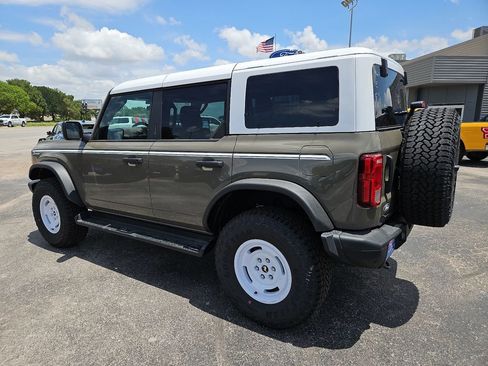 New 2026 Ford Bronco Heritage Edition AWD/4WD image 8