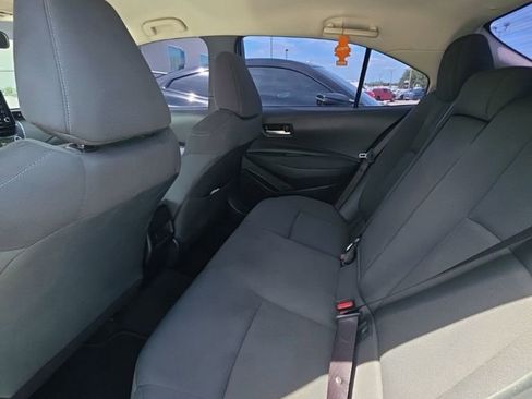 Used 2021 Toyota Corolla LE FWD image 7